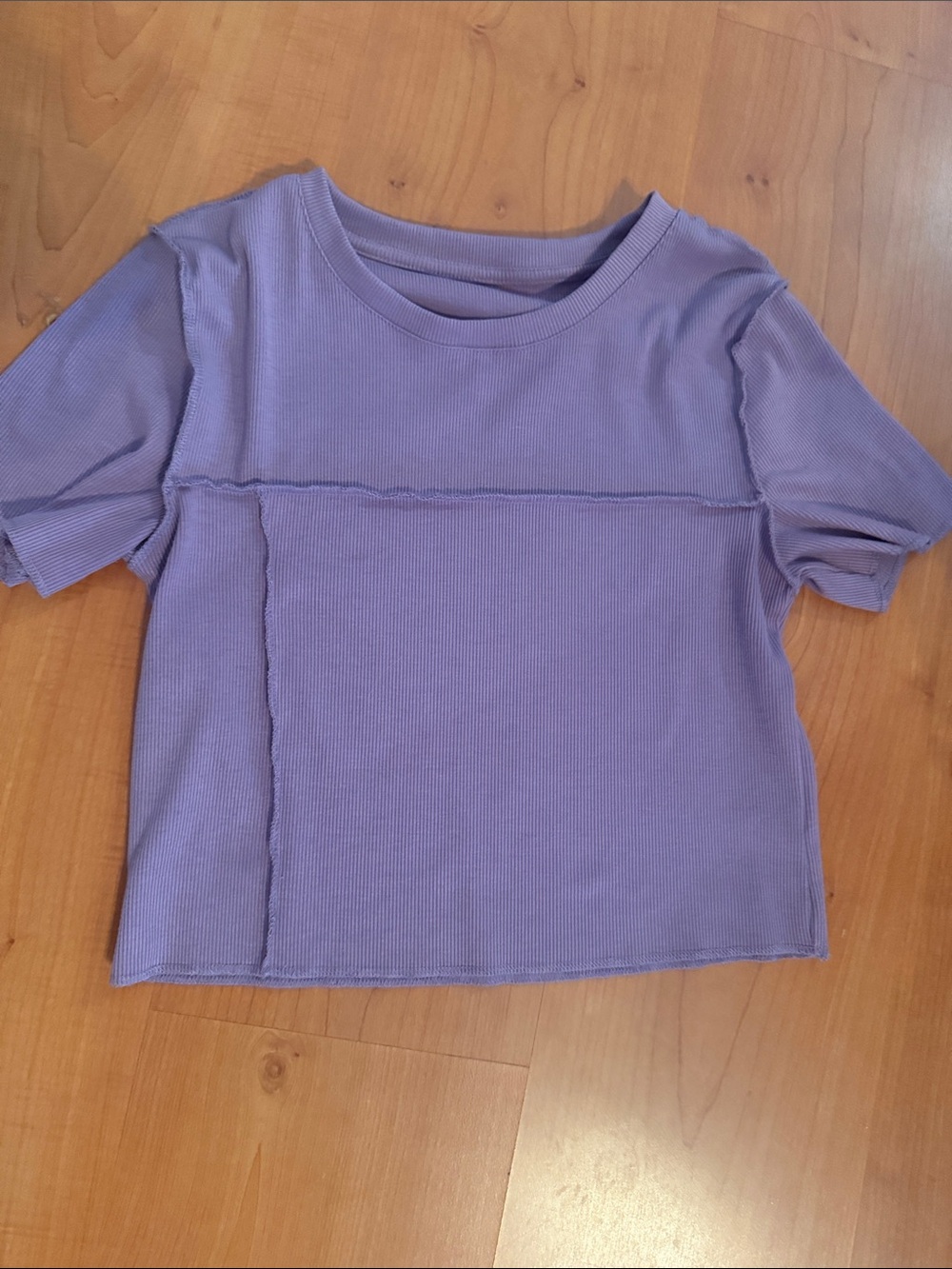 Women’s Lavender Short-Sleeve Ribbed Top